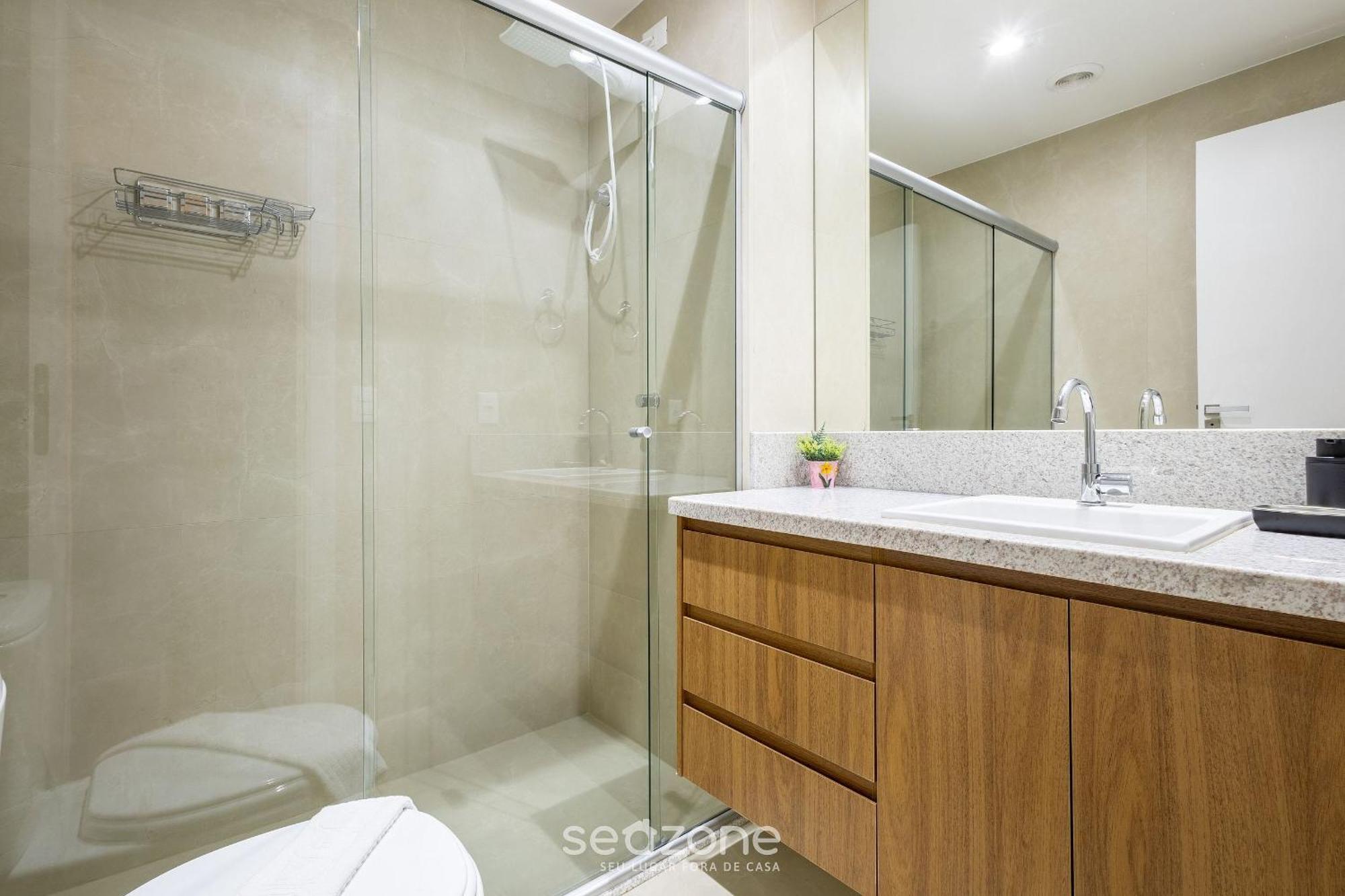 Epk - Em Cond C/ Piscina Em Brasilia